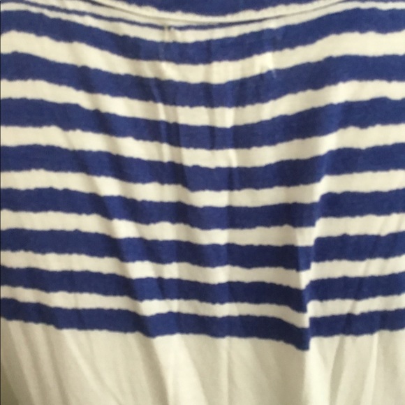 Asymmetrical - Picture 5 of 7